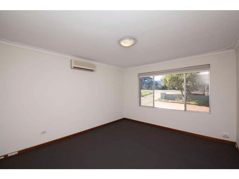 35 Hamilton Road, Hamilton Hill WA 6163