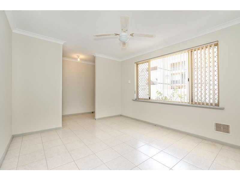 121B Watkins Street, White Gum Valley WA 6162