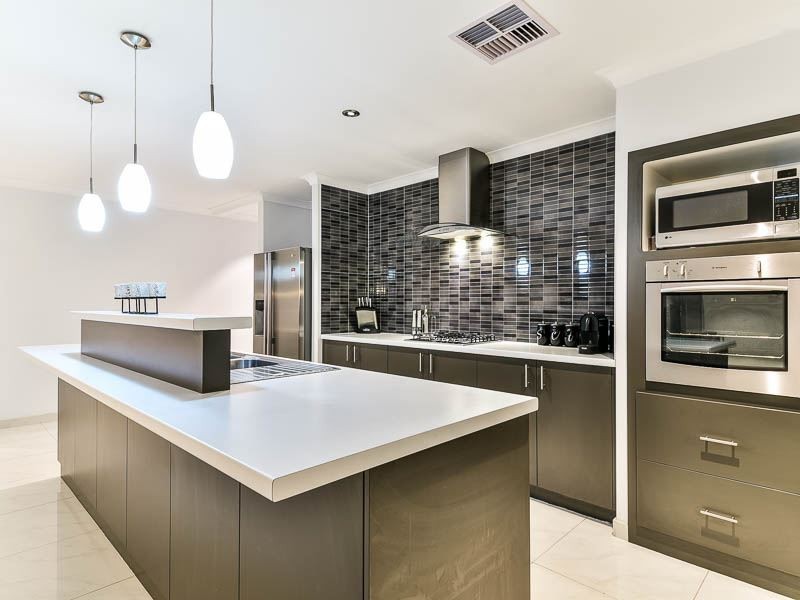 28 Gordona Parade, Beeliar WA 6164