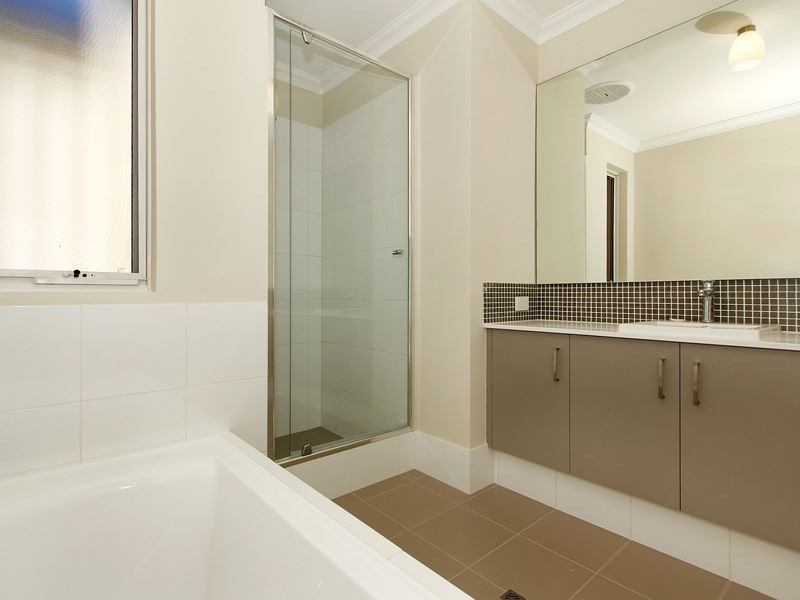 17B Bolingbroke Street, Spearwood WA 6163