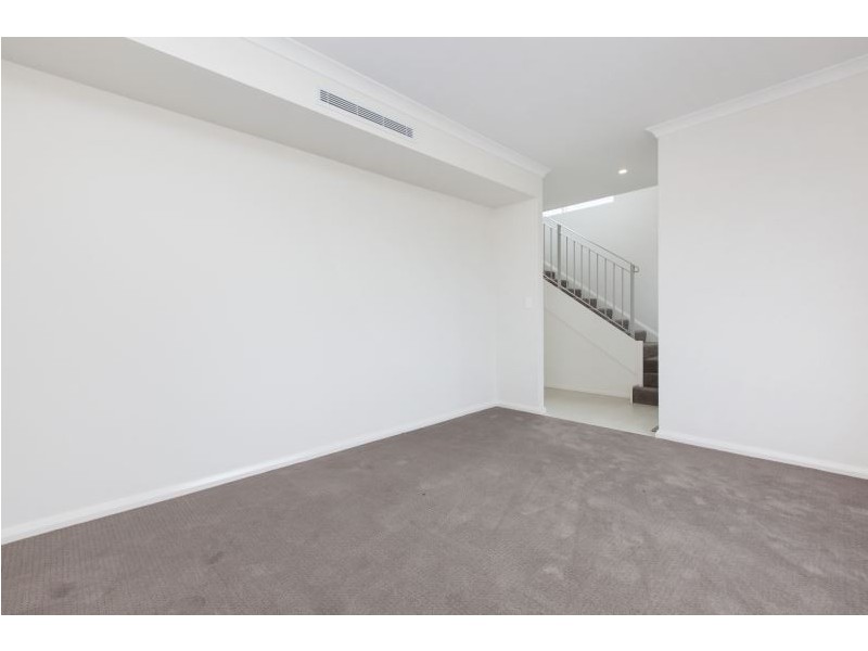 21 Yardie Crescent, Yangebup WA 6164