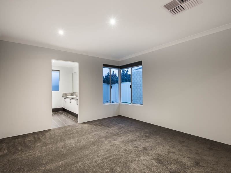 3A & 3B Pontoon Way, Alkimos WA 6038