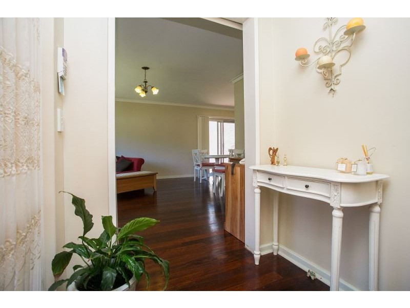 17 Clarke Street, Hilton WA 6163