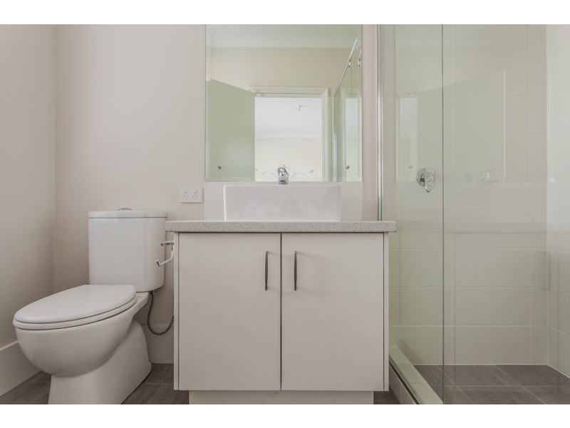 4/11 Skeahan Street, Spearwood WA 6163