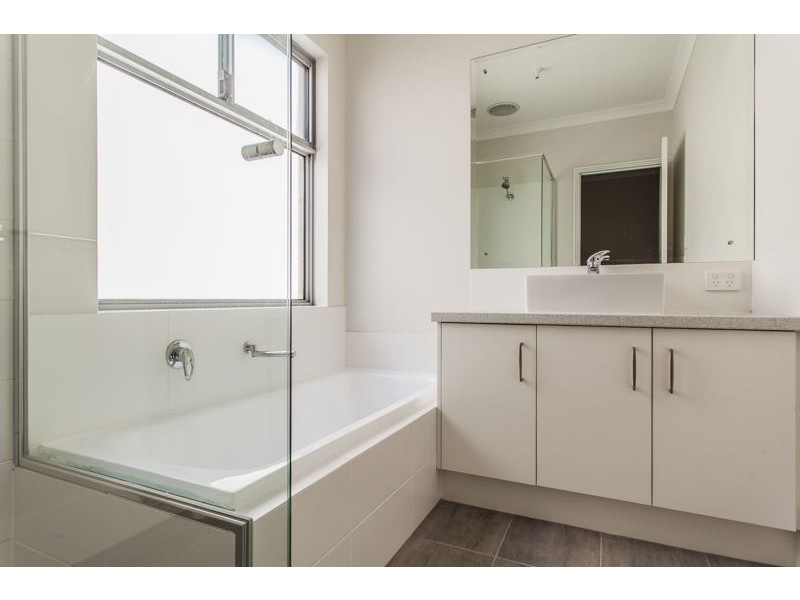 4/11 Skeahan Street, Spearwood WA 6163