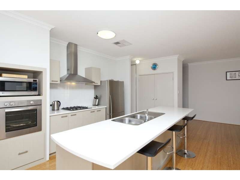 54 Walkingdale Parade, Southern River WA 6110