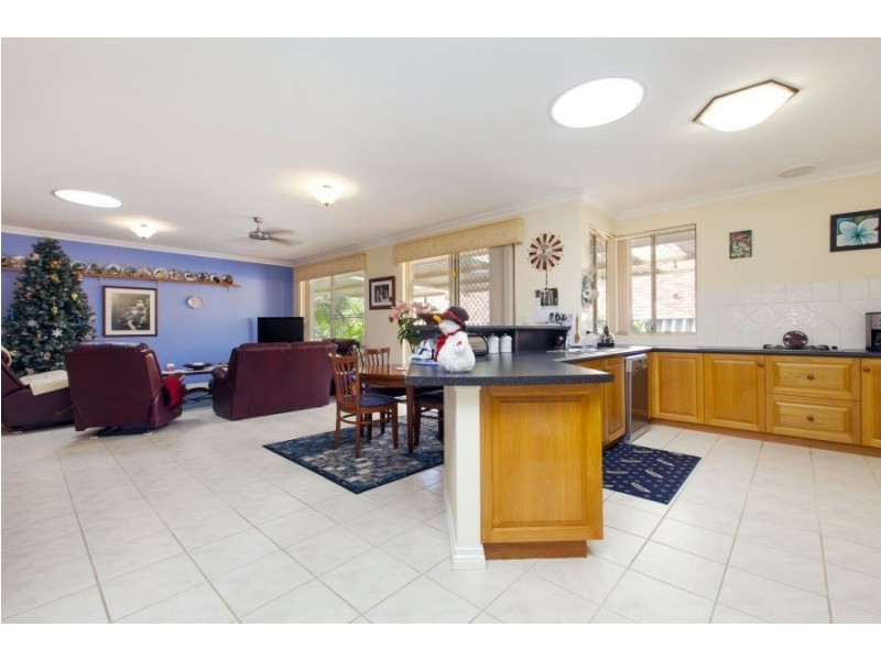 15 Husk Parade, Coogee WA 6166