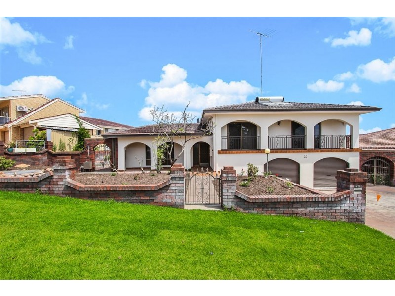 20 Barrett Street, Spearwood WA 6163