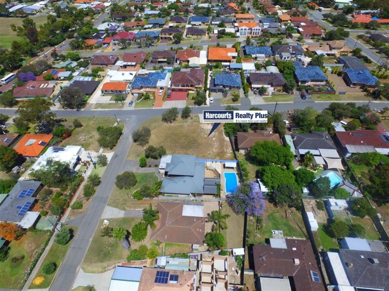 28 Pass Crescent, Beaconsfield WA 6162