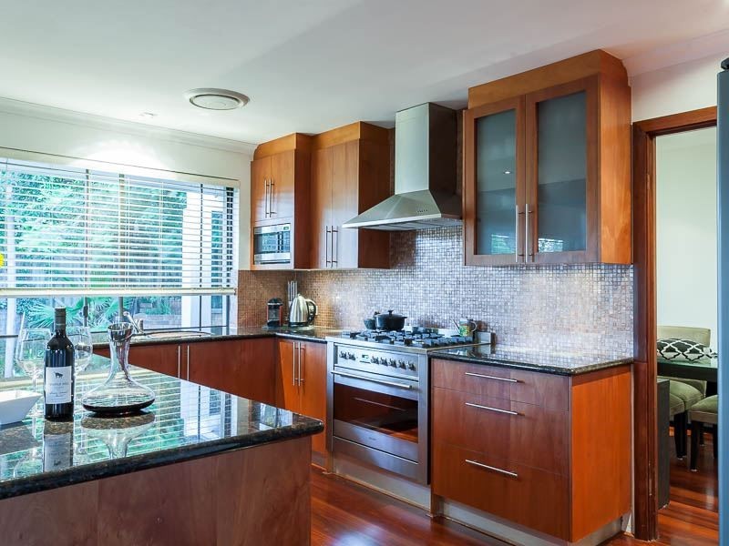 11 Watts Place, Leeming WA 6149