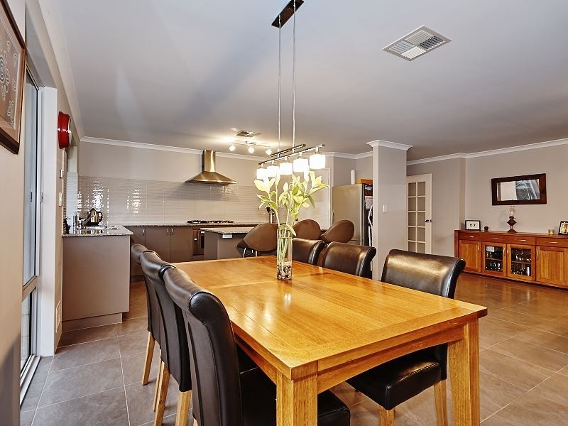 4 Ingrilli Court, Munster WA 6166