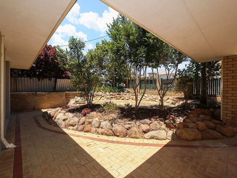22 Scales Way, Spearwood WA 6163