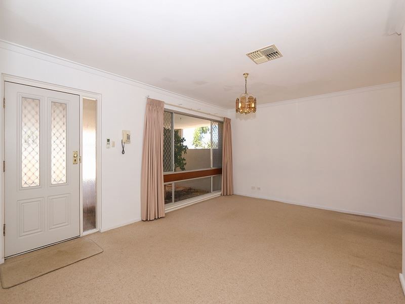 22 Scales Way, Spearwood WA 6163
