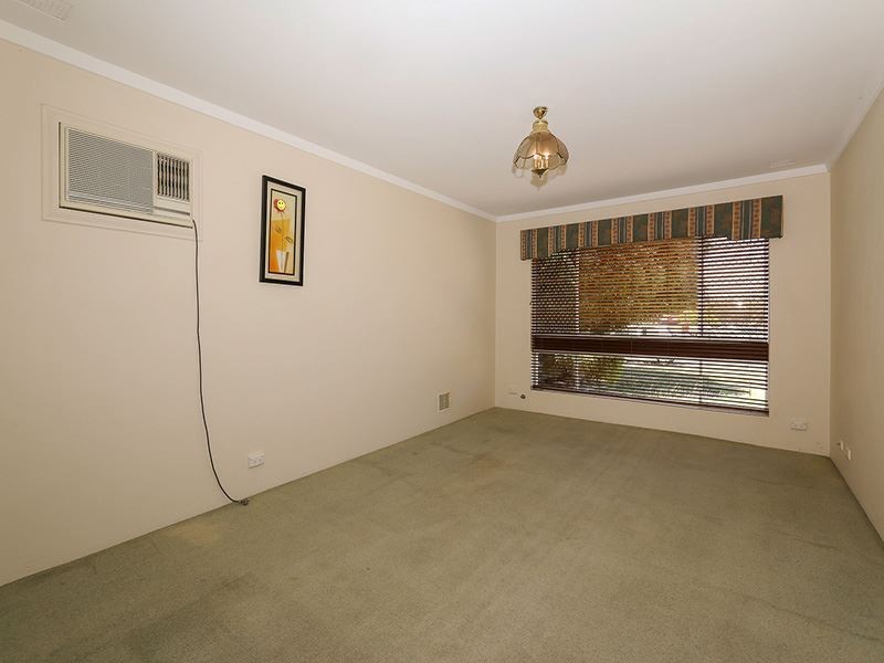 63 Davilak Ave, Hamilton Hill WA 6163