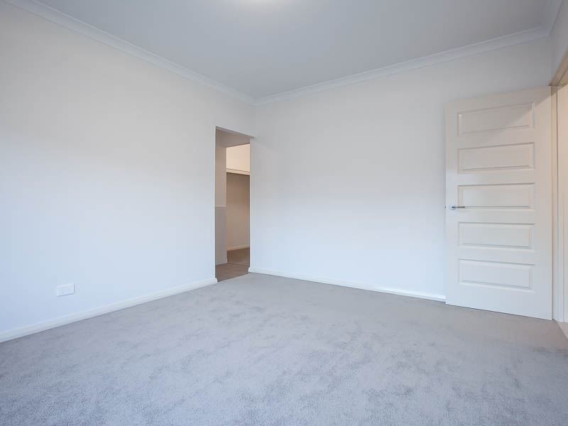 2/39 Phoenix Road, Spearwood WA 6163