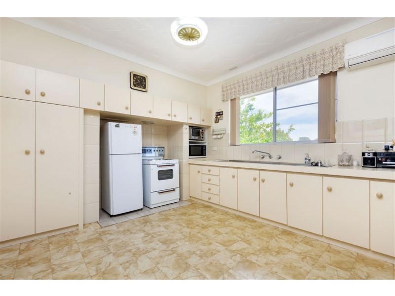 113 Forrest Road, Hamilton Hill WA 6163