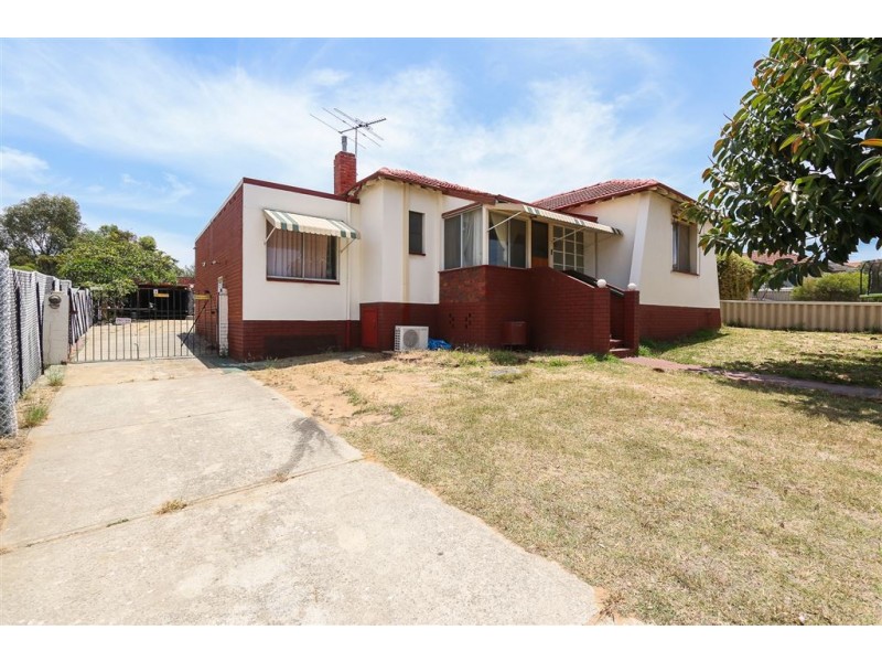 13 Hood Street, Hamilton Hill WA 6163