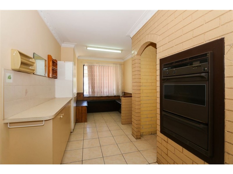 13 Hood Street, Hamilton Hill WA 6163