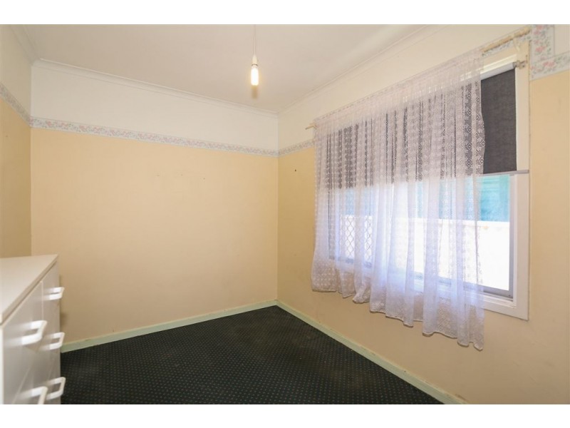 13 Hood Street, Hamilton Hill WA 6163