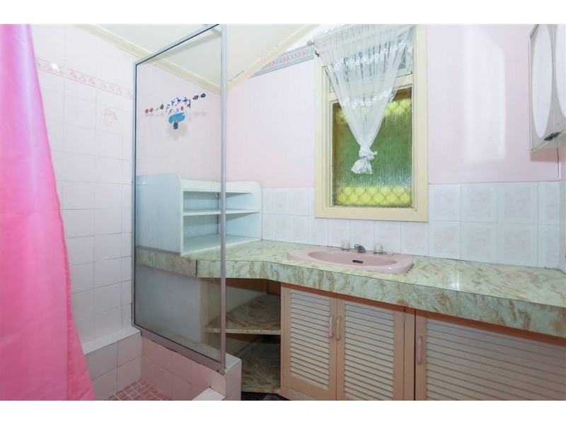 13 Hood Street, Hamilton Hill WA 6163