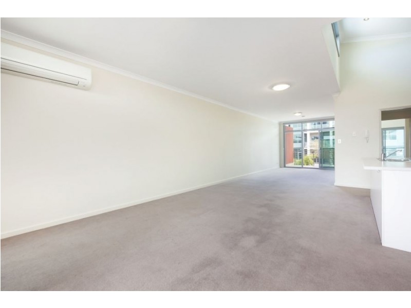 16/35 Malata Crescent, Success WA 6164