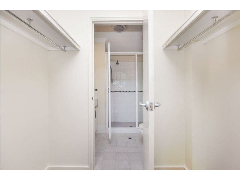 16/35 Malata Crescent, Success WA 6164