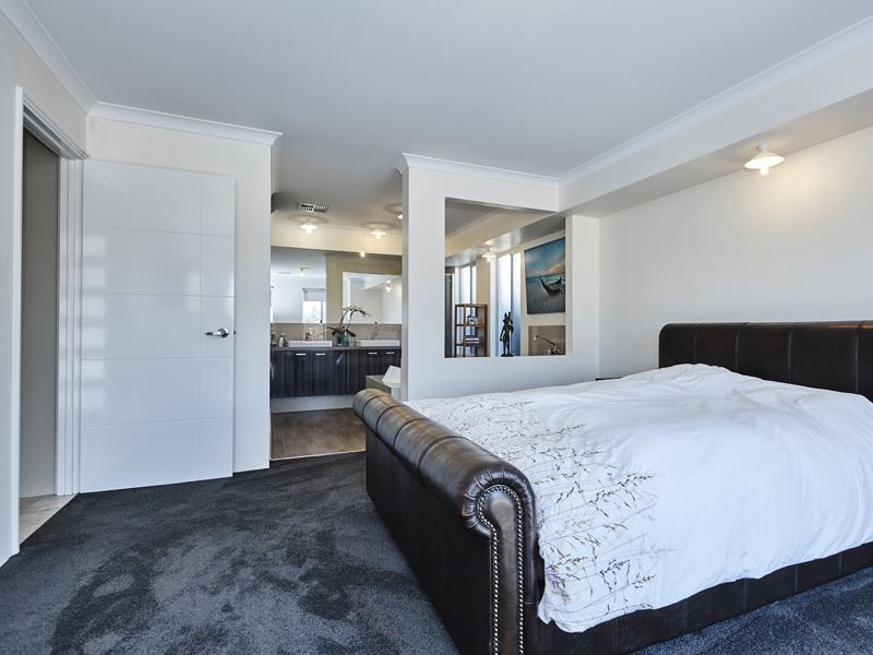 30 Gicha Close, Munster WA 6166