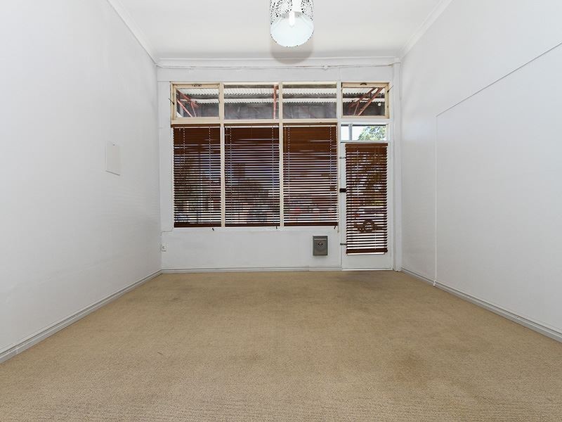 106 Wray Avenue, Fremantle WA 6160