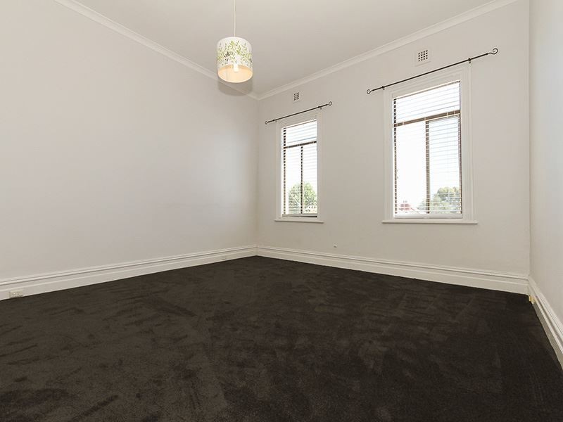 106 Wray Avenue, Fremantle WA 6160