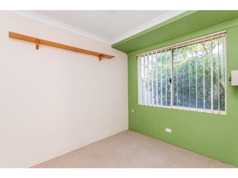 12 Nenagh Close, Orelia WA 6167