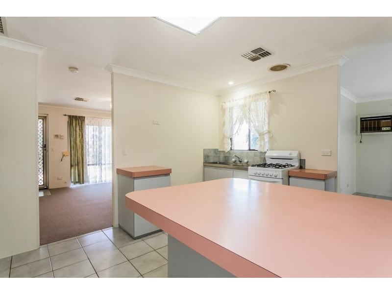 3 Gould Place, Parmelia WA 6167