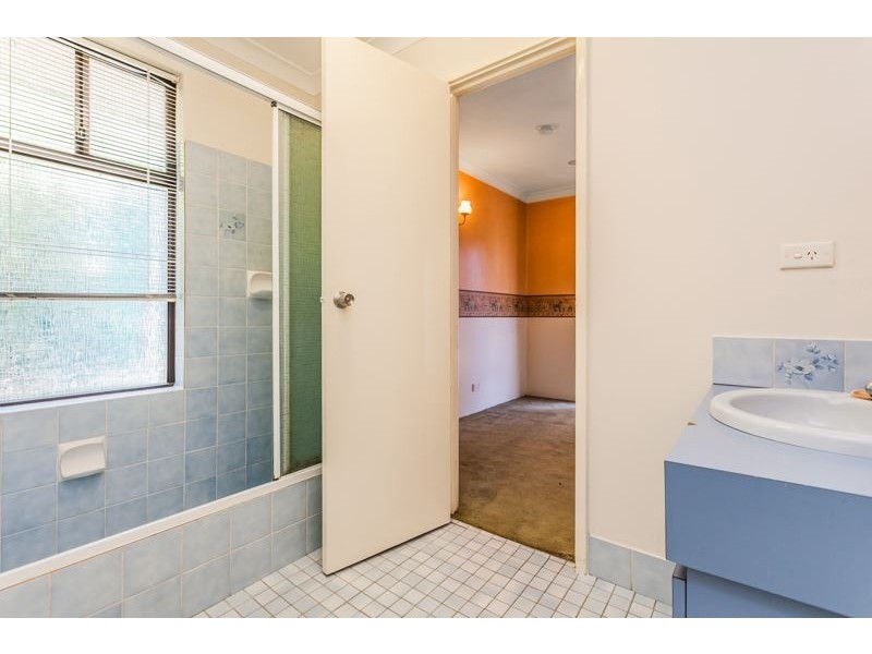 3 Gould Place, Parmelia WA 6167