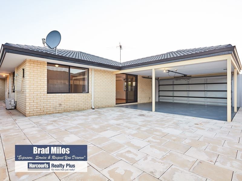 16 Leichhardt Crossing, Hammond Park WA 6164