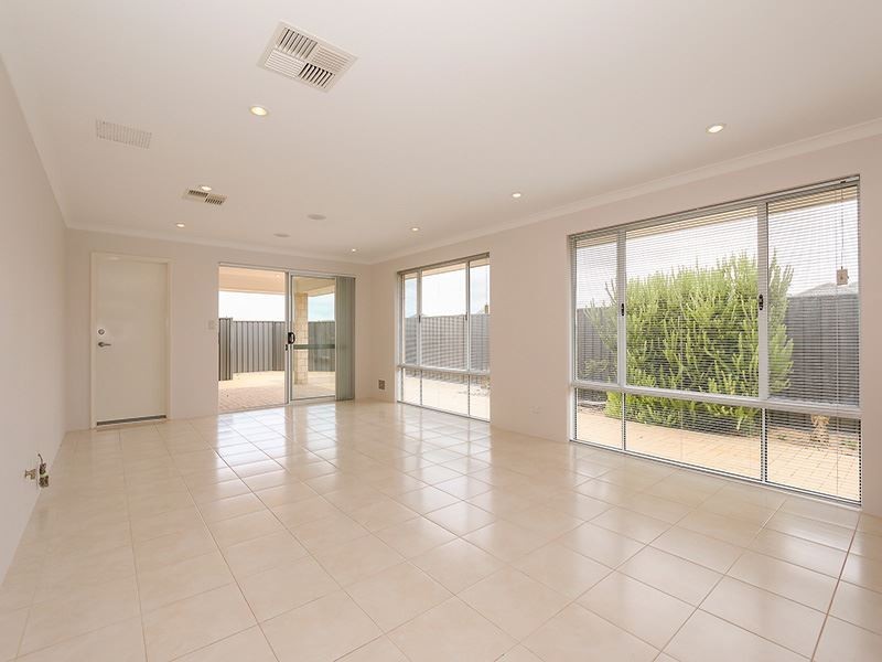 19 Liddard Gardens, Baldivis WA 6171