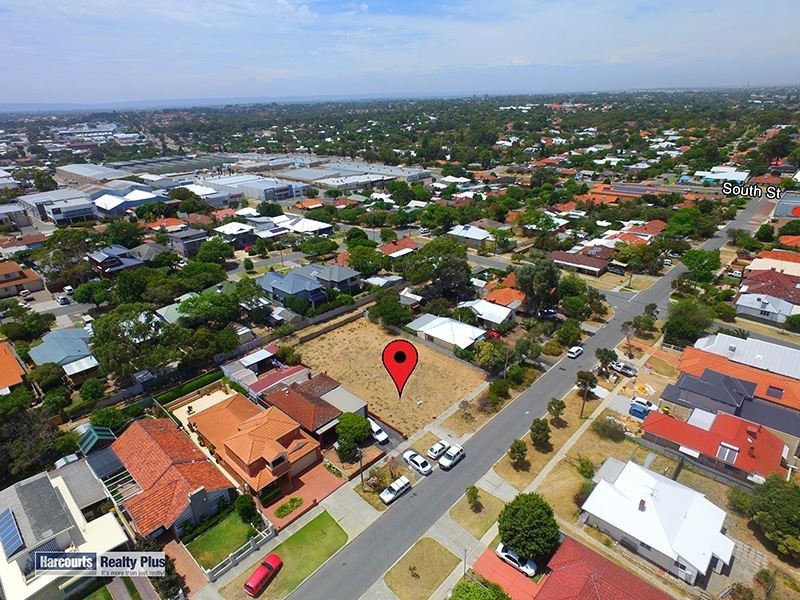 16A Ethelwyn Street, Hilton WA 6163