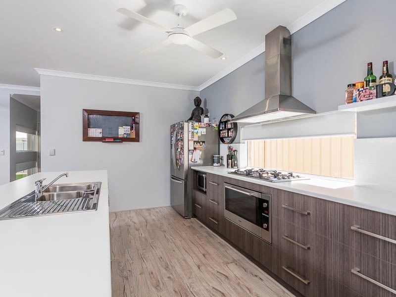 16 Rover Lane, Spearwood WA 6163