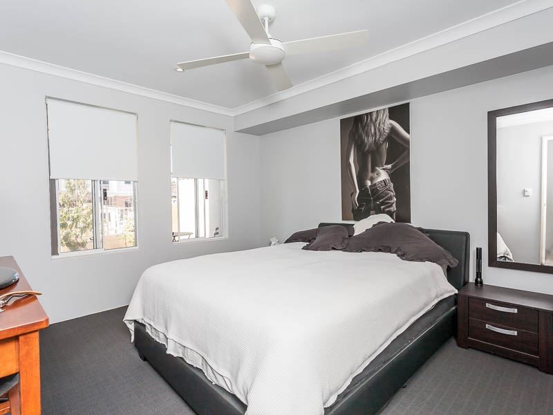 16 Rover Lane, Spearwood WA 6163