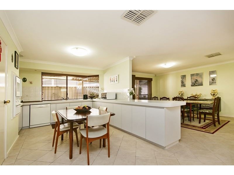 4 Ivankovich Avenue, Beeliar WA 6164