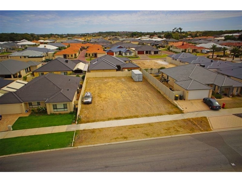 63 West Churchill Avenue, Munster WA 6166