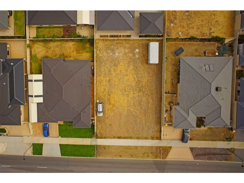 63 West Churchill Avenue, Munster WA 6166