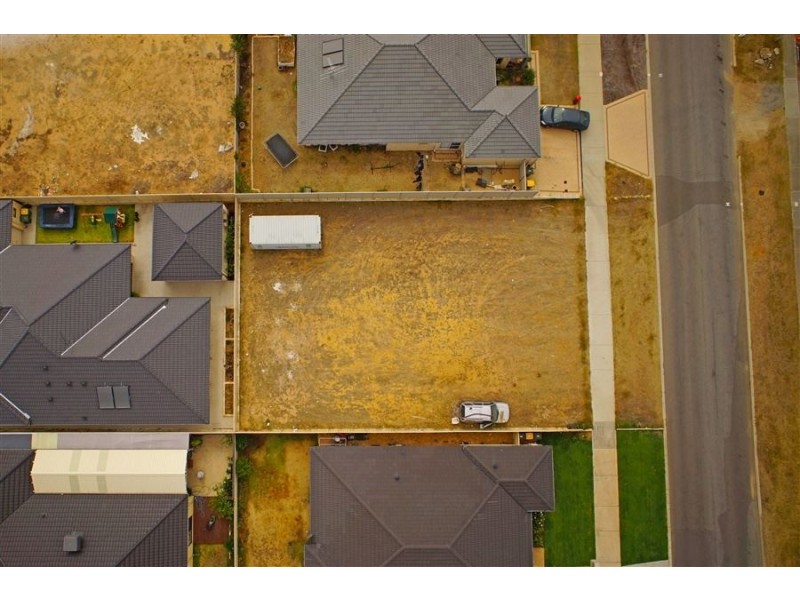 63 West Churchill Avenue, Munster WA 6166