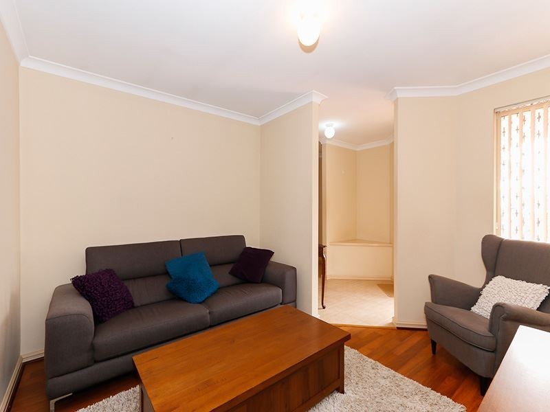 1/1 Azolla Court, Coogee WA 6166