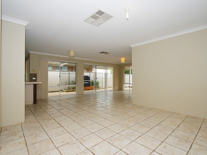 296 Hamilton Road, Coogee WA 6166