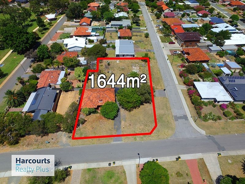 20 Arthur Road, Hamilton Hill WA 6163