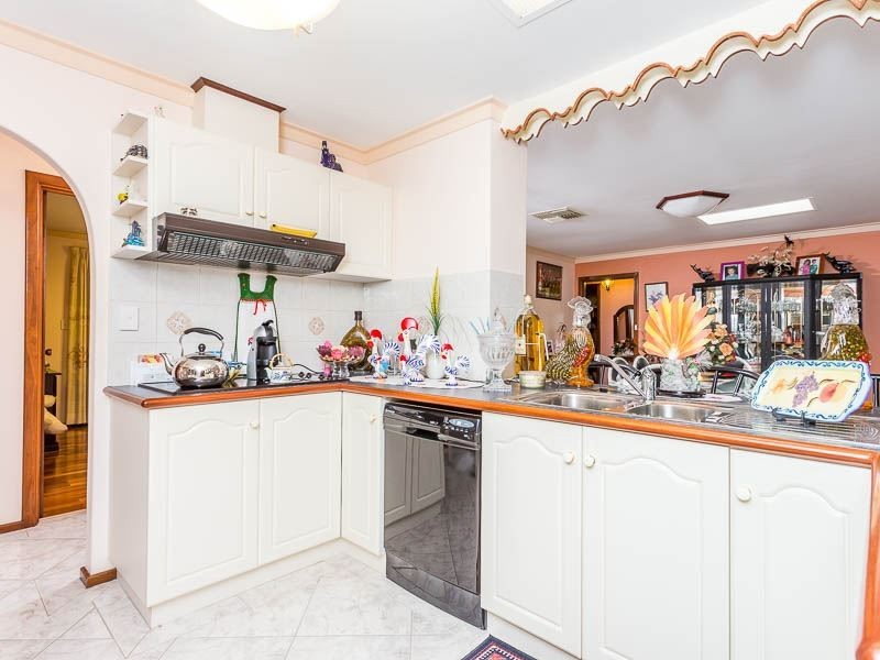 6 Kingsley Close, Spearwood WA 6163