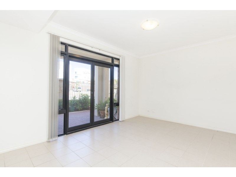 22/9 Healy Road, Hamilton Hill WA 6163