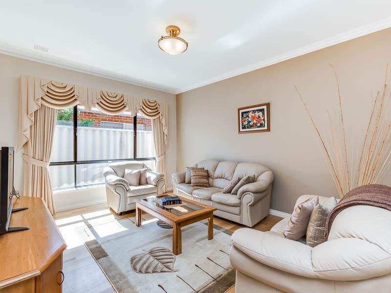 12 Jasper Court, Bibra Lake WA 6163