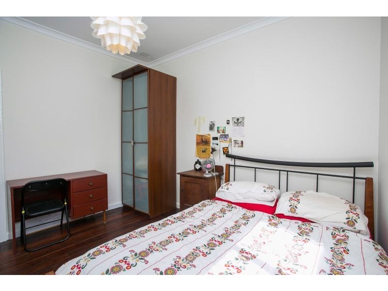 373 South Street, Hilton WA 6163