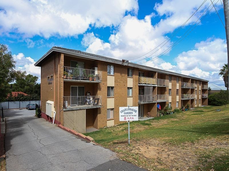 8/4 Southend Rd, Hamilton Hill WA 6163