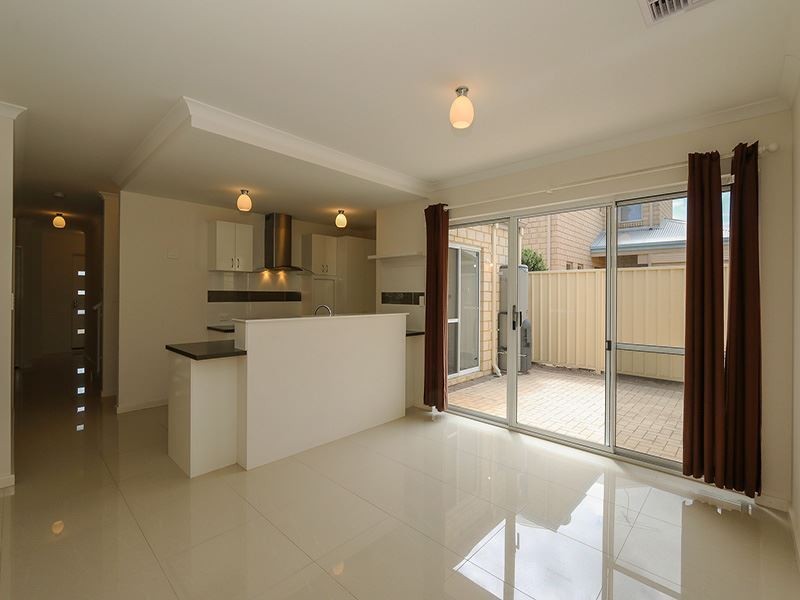 65A Harrison St, Rockingham WA 6168